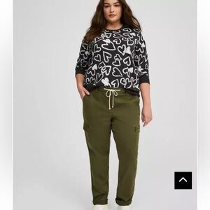 Torrid Weekend Boyfriend Cargo Pant sz 00